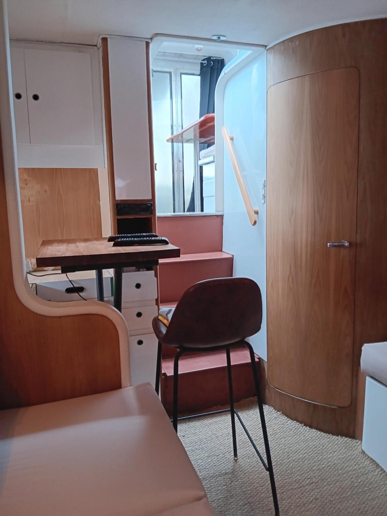 Bateau Cocoon En Amoureux Bordeaux Bagian luar foto